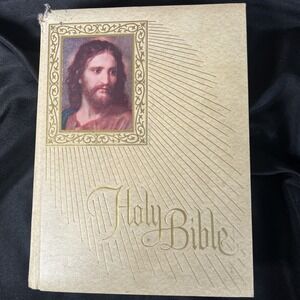 Vintage Holy Bible Fireside Family‎ Edition Catholic  1974/75 Edition